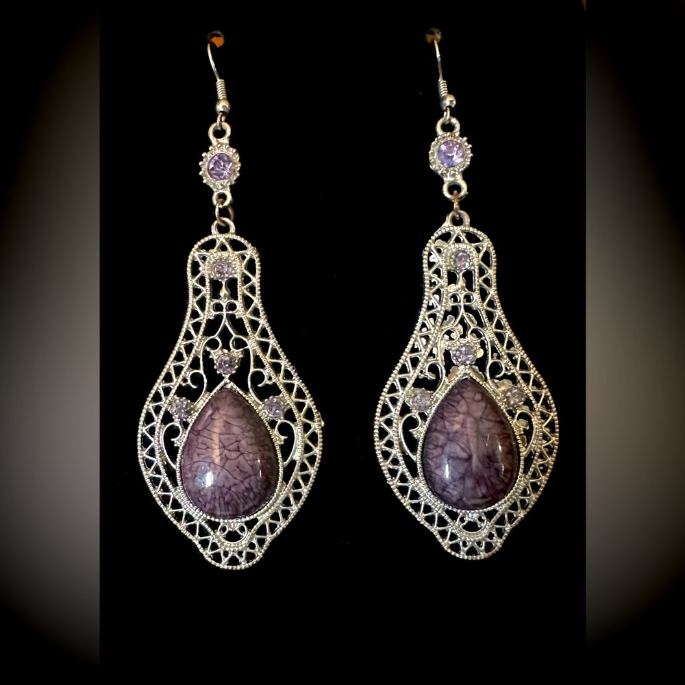 Elegant Purple and Silver Filigree Earrings